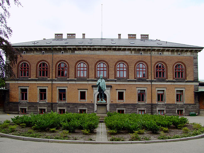 image/carlsberg-0816.jpg